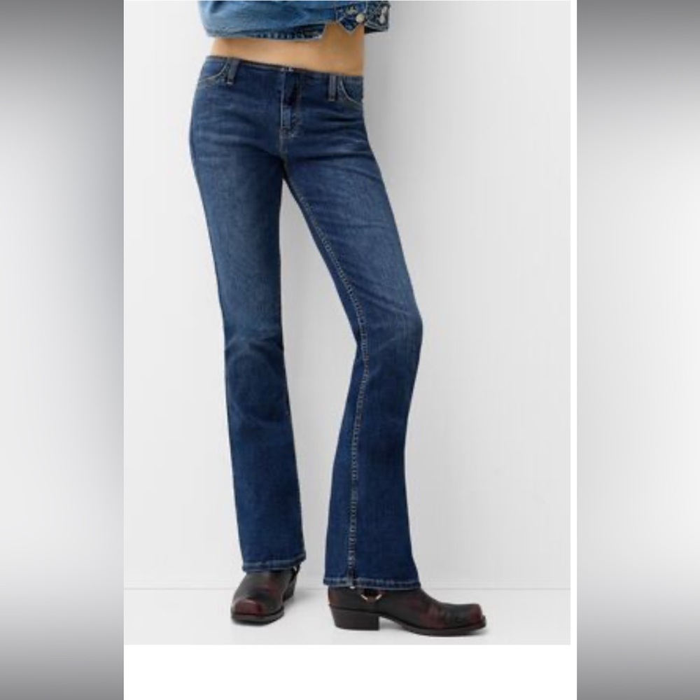 Bershka Blue Denim Jeans Bootcut Low Rise